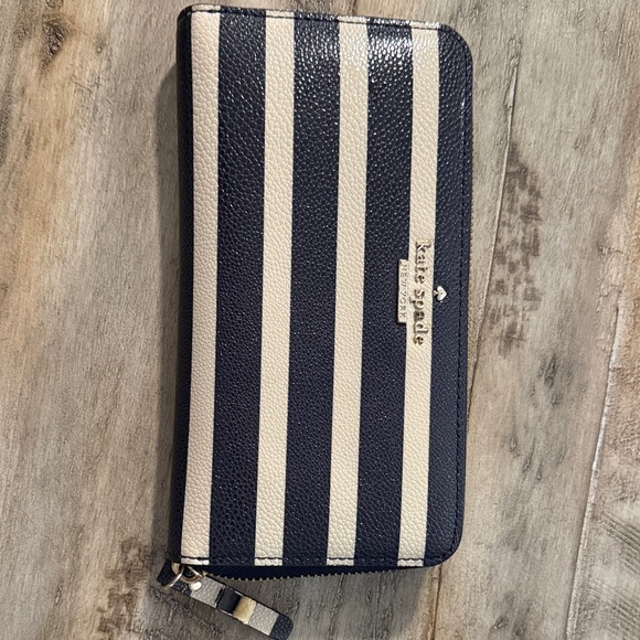 kate spade Handbags - Kate Spade Navy and Cream Striped Wallet